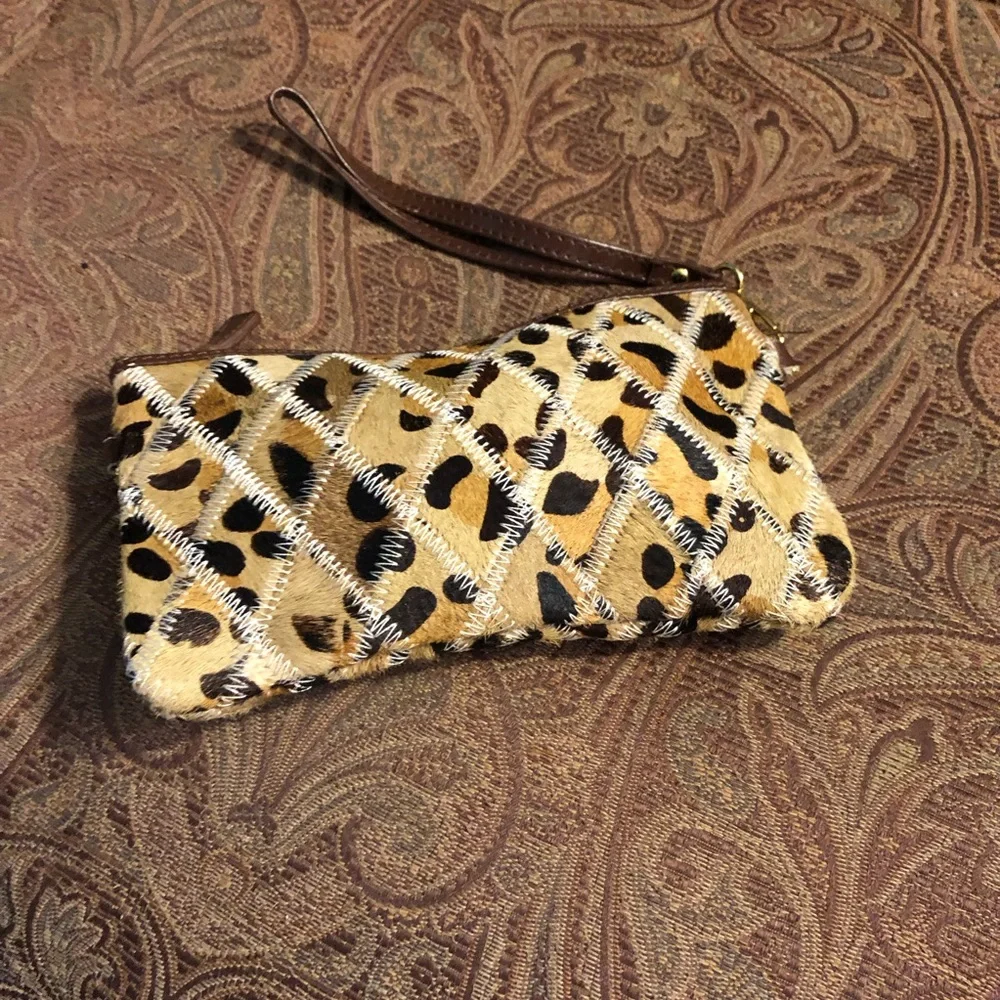 Leopard-Print Wristlet Clutch in Brown and Black